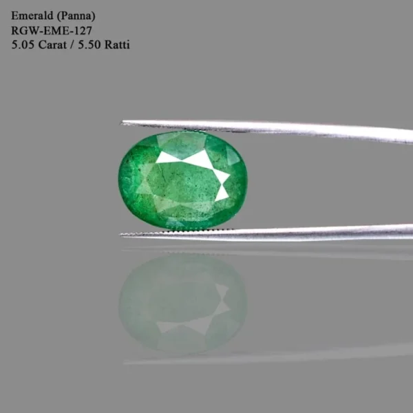 5.05 Carats Emerald (Panna)