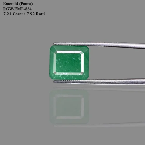 7.21 Carats Emerald (Panna)