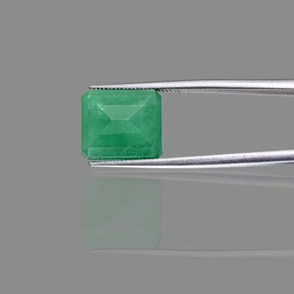 7.21 Carats Emerald (Panna)