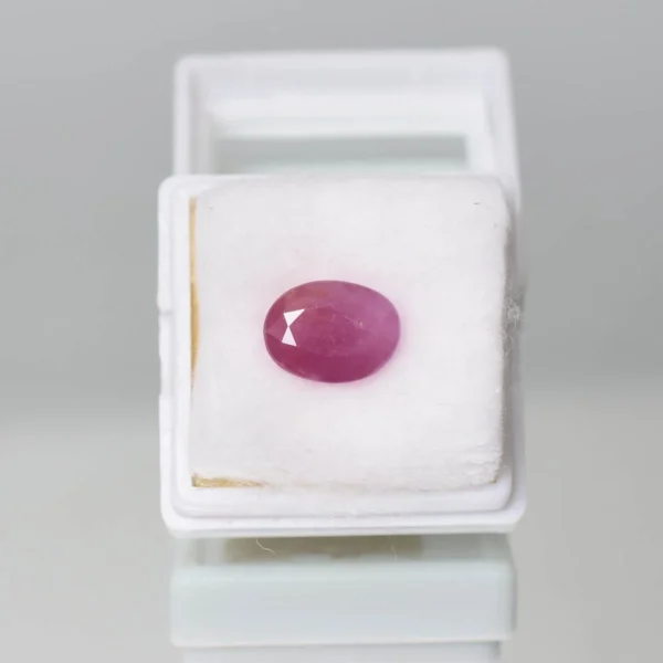 4.73 Carats Ruby ( 5.26 Ratti Manik )