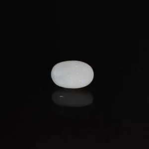 4.66 Carats Opal