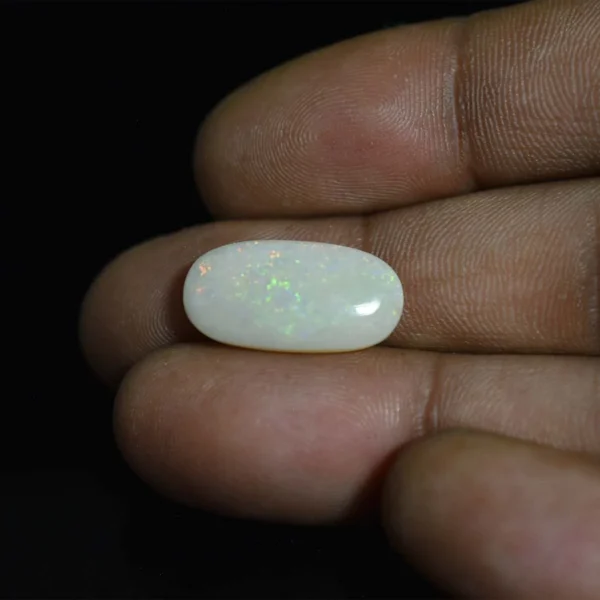 4.95 Carats Natural Australian Opal (5.5 Ratti)