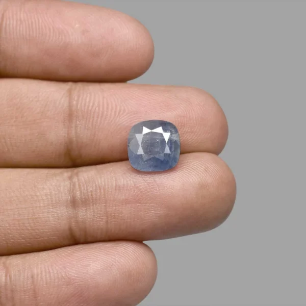 6.4 Ratti Neelam (5.76 Carats Blue Sapphire)