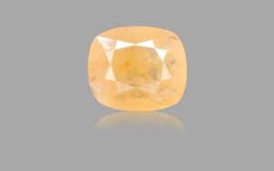 20250601_2111_Realistic-Gemstone-Close-up_simple_compose_01jwp2debyfmm945mfn5n53vad.jpg 5.91 Carats Yellow Sapphire