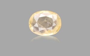 3.89 Carats Yellow Sapphire