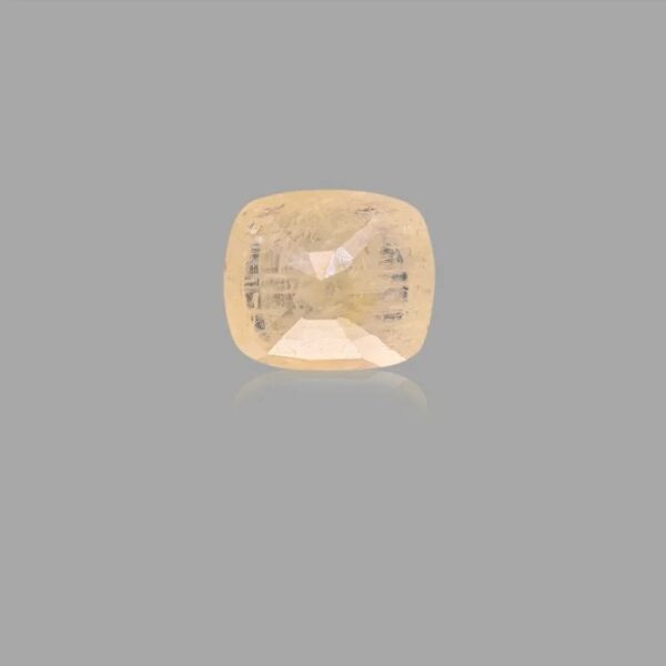 5.62 Carats Yellow Sapphire
