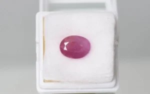 4.73 Carats Ruby ( 5.26 Ratti Manik )