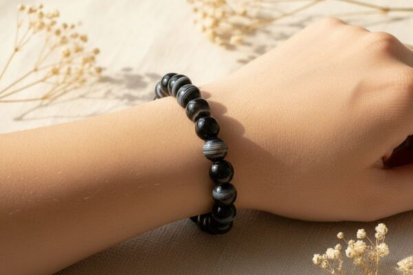 crystal-bracelet-image-3-2.jpg Sulemani Hakik Crystal Bracelet for Protection